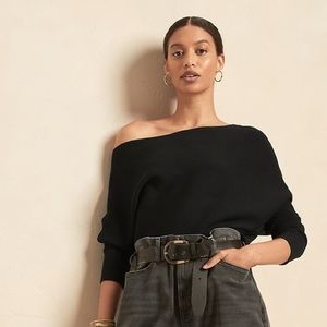 Banana Republic off the shoulder sweater in black XS petite